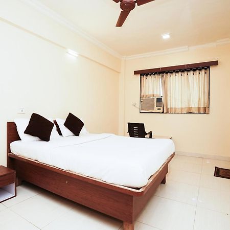 Hotel Della Comfort Near Ambreshwar Shiv Mandir, Ambernath Amarnāth Extérieur photo